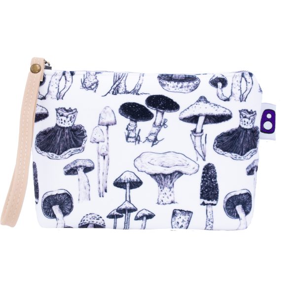 کیف لوازم شخصی قارچ های جنگل سیاه - Image 1