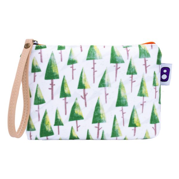 کیف لوازم شخصی جنگل کاج در روز برفی - Image 1